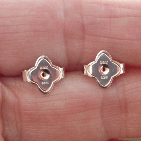 Current Item - David Yurman Cable Hoop Earrings - 50 mm - DY Backs - 14K Posts - Picture 8 of 10